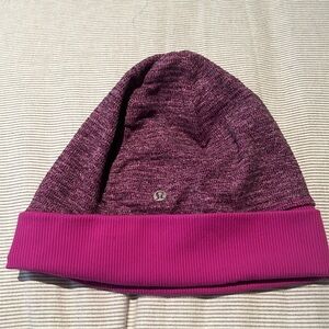 Reverable Lululemon hat